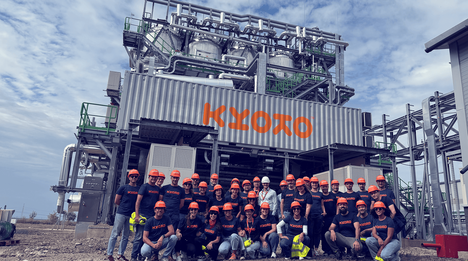 Kyoto team_25_inaug (1)